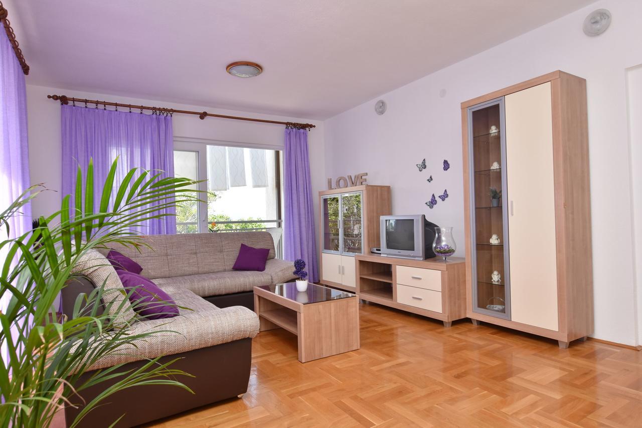 Apartment Angelina Brela Εξωτερικό φωτογραφία